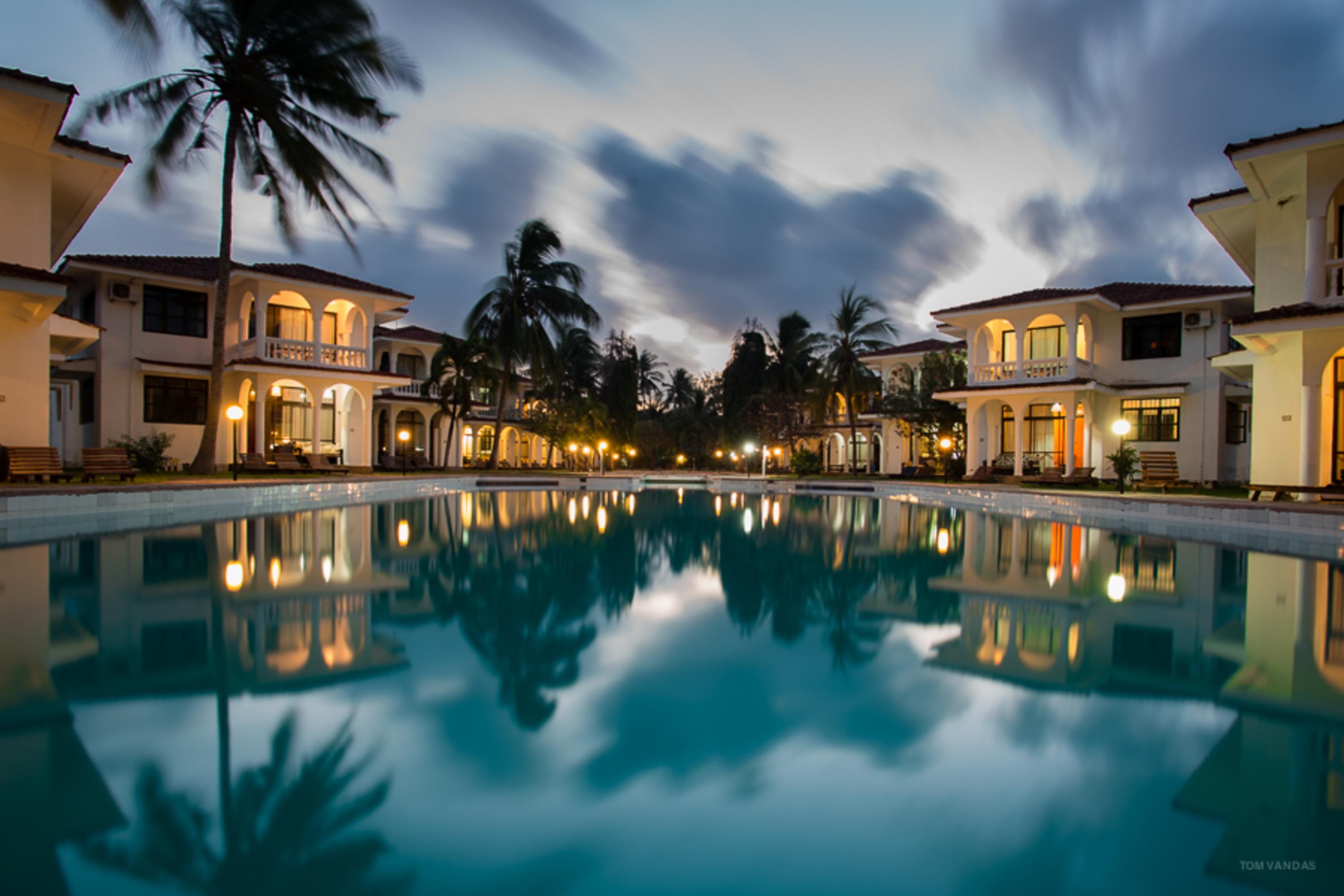 דיאני ביץ' Bahari Dhow Beach Villas מראה חיצוני תמונה