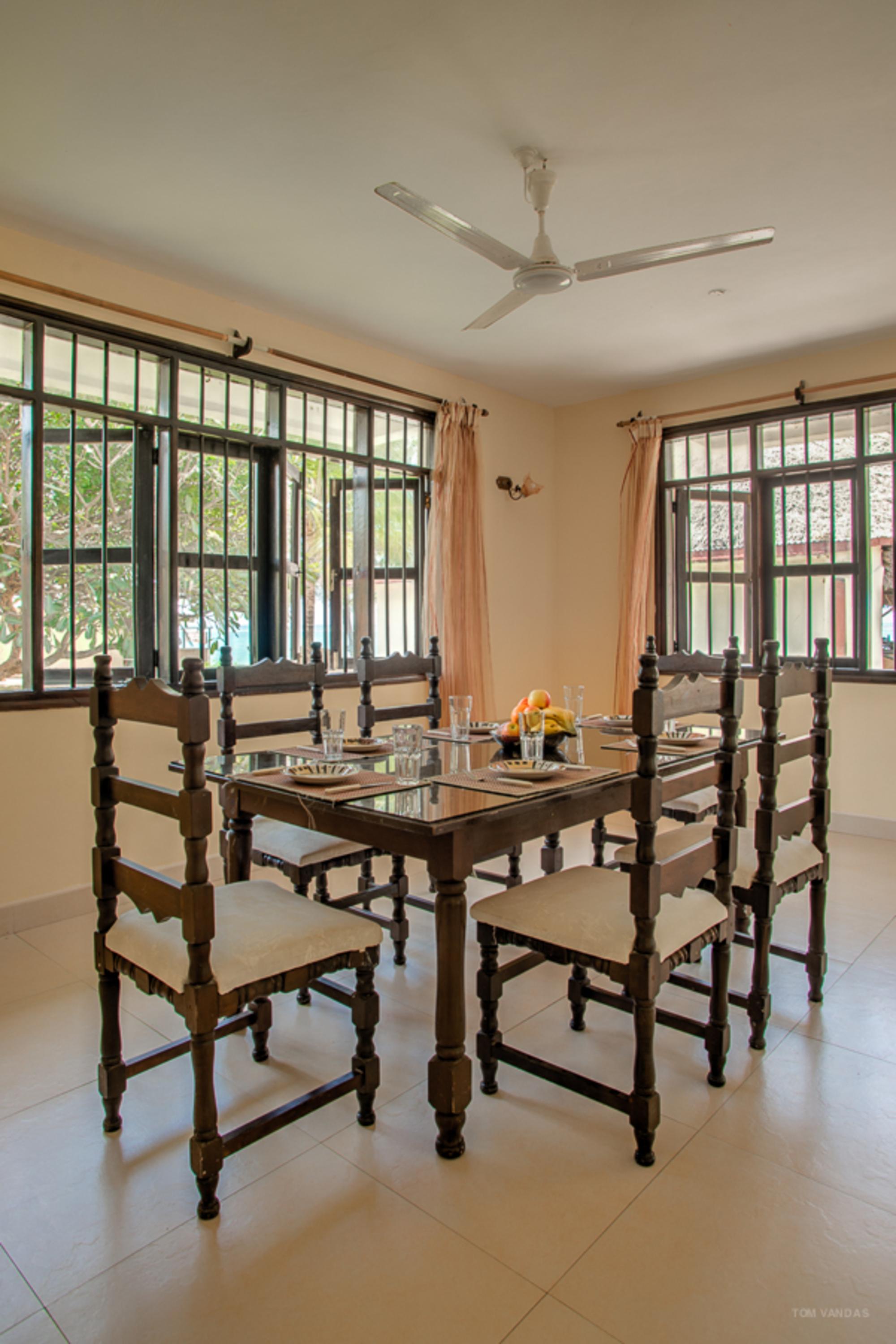 דיאני ביץ' Bahari Dhow Beach Villas מראה חיצוני תמונה