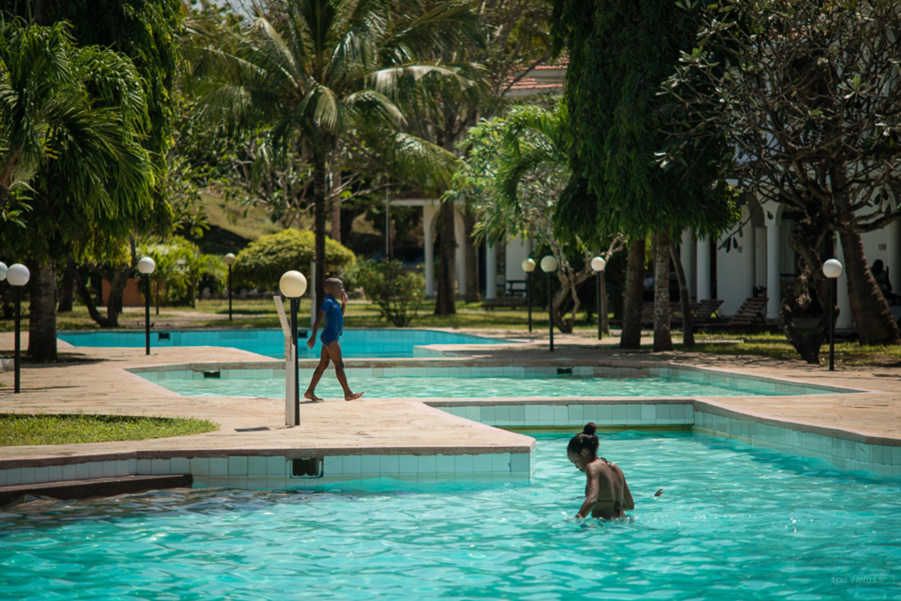 דיאני ביץ' Bahari Dhow Beach Villas מראה חיצוני תמונה