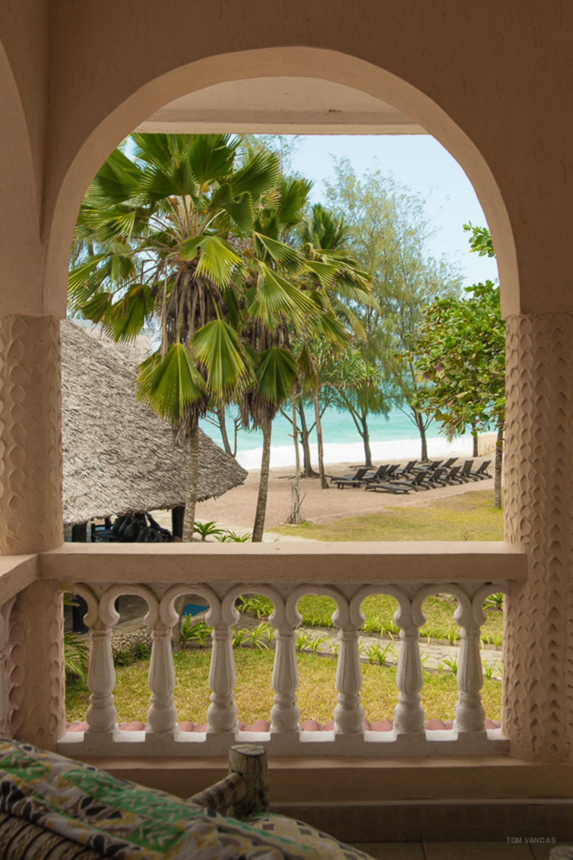 דיאני ביץ' Bahari Dhow Beach Villas מראה חיצוני תמונה